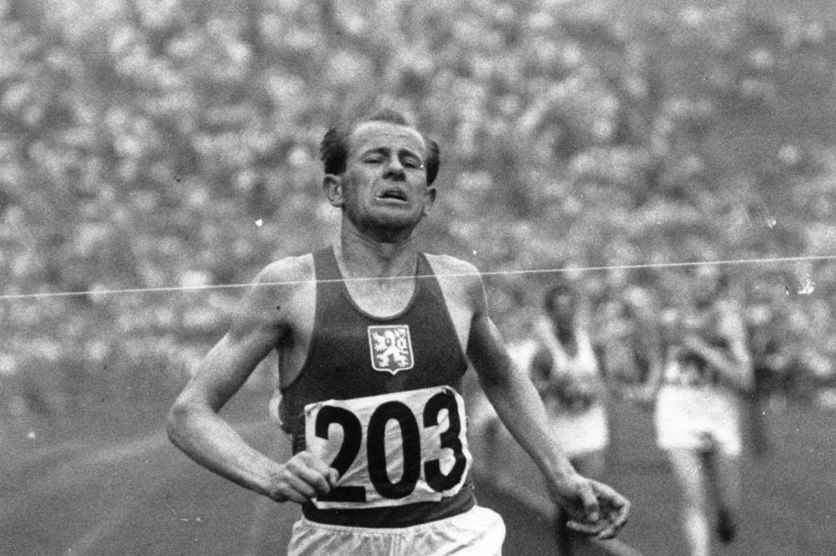 Zátopkova senzace a další TOP maratony, které vstoupily do dějin. Podívejte se