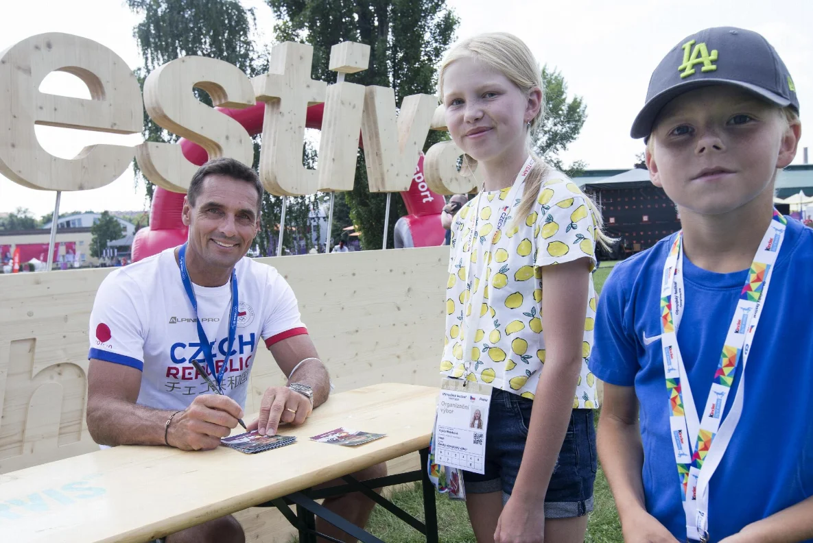 Kuriózní příběh. Šebrlemu se po 5 letech vrátila ukradená zlatá medaile