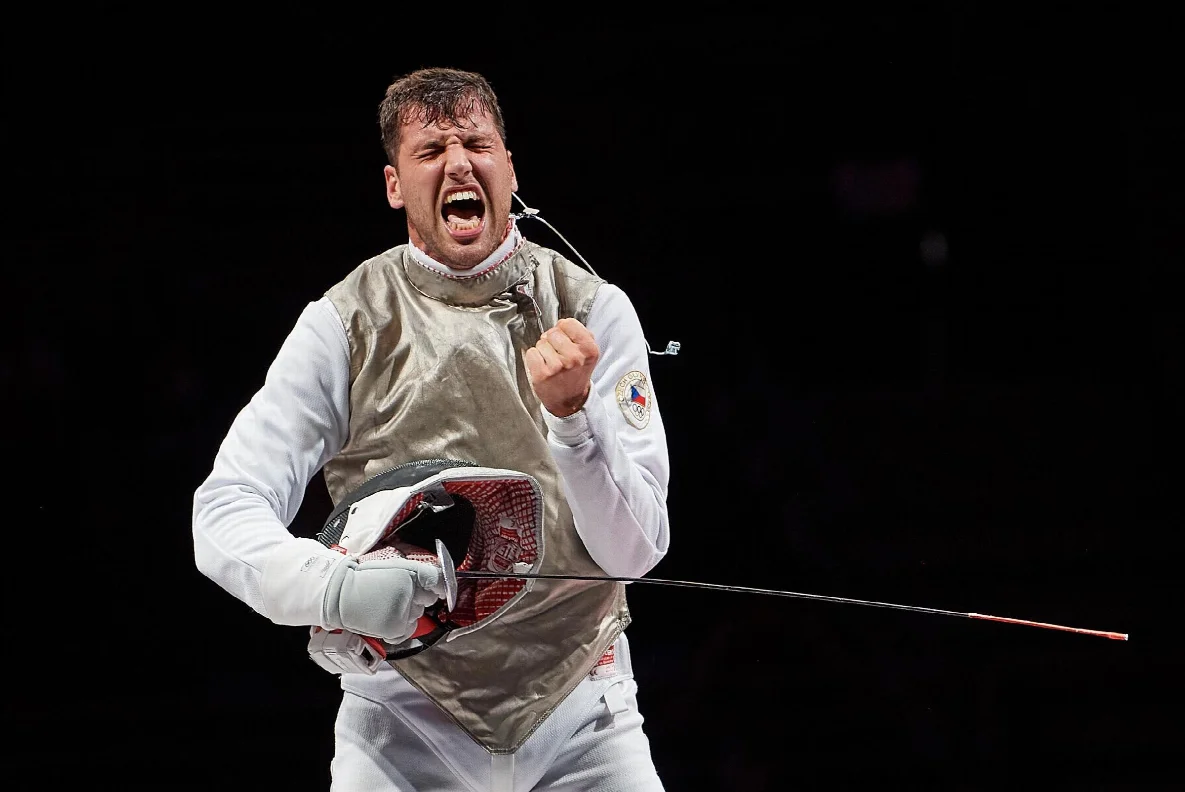 Nezlomní olympionici: Šermíř Choupenitch dřel v garáži, aby v Tokiu urval bronz