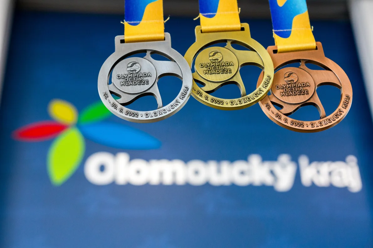Olympiádu dětí a mládeže zahájí kapela Slza. Odtajněné jsou i medaile a sportoviště