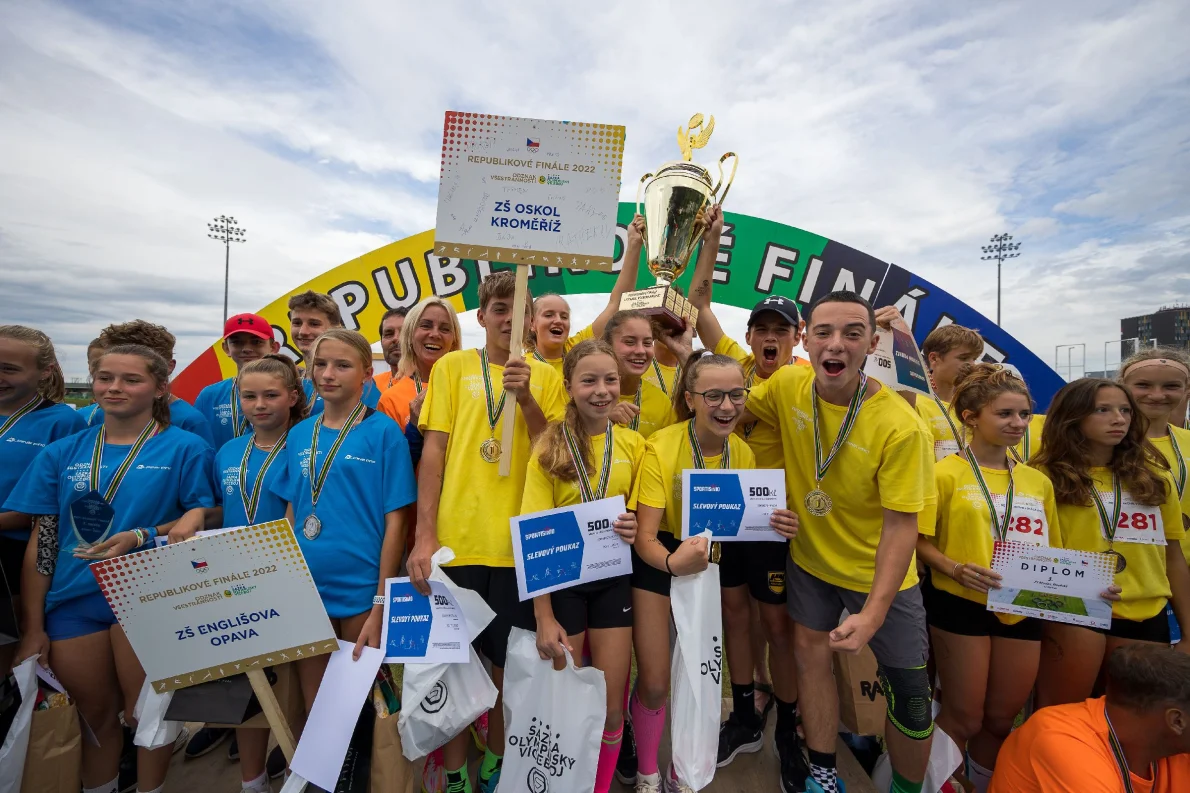 Nepřemožitelní! Základní škola z Kroměříže poosmé ovládla Finále Sazka Olympijského víceboje