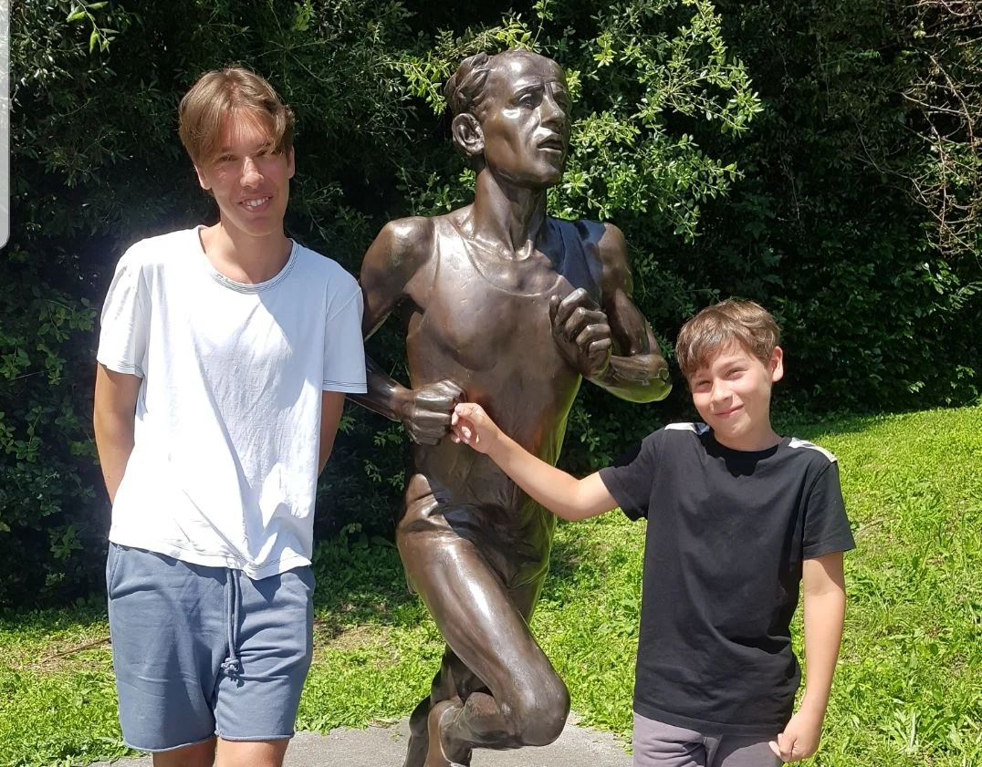 Slavné jméno žije! Jedenáctiletý Emil Zátopek si místo atletiky vybral fotbal