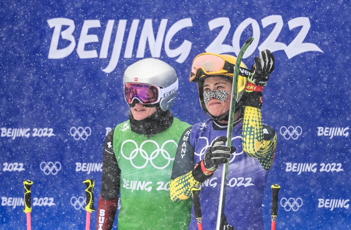 Bronzová zápletka! Skikrosařky se 10 měsíců po olympiádě dozvěděly výsledek závodu