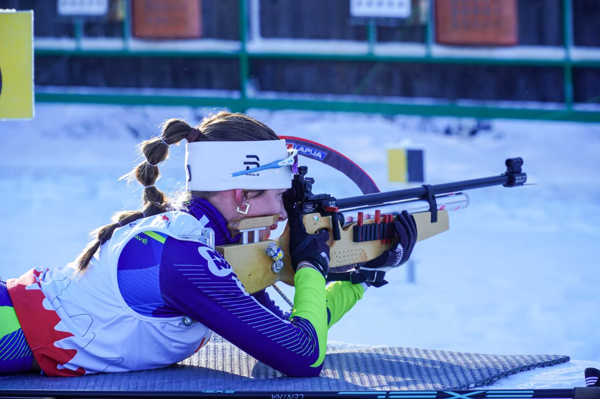 Rodina Kocmánků žije biatlonem. Dominika bojuje na ODM, brácha na evropské mládežnické olympiádě