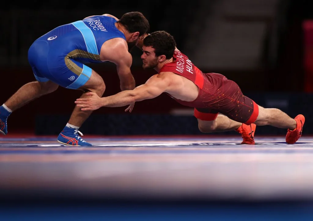 „MMA pro mě není sport. Vítězství by nemělo být za cenu zranění soupeře,“ říká sudí Scheiner
