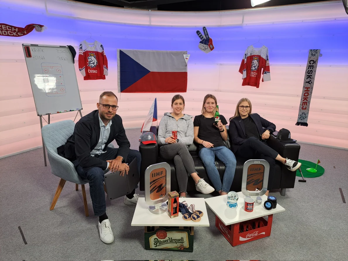 WATCH PARTY! Hokejistky v olympijském obýváku glosovaly mužské MS
