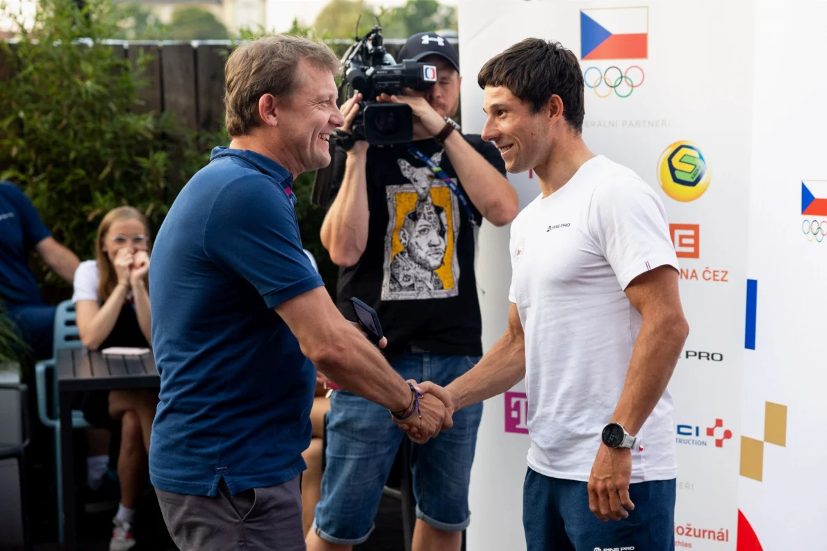 Kvůli olympijské atmosféře oželí hvězdy pohodlí i delší spánek