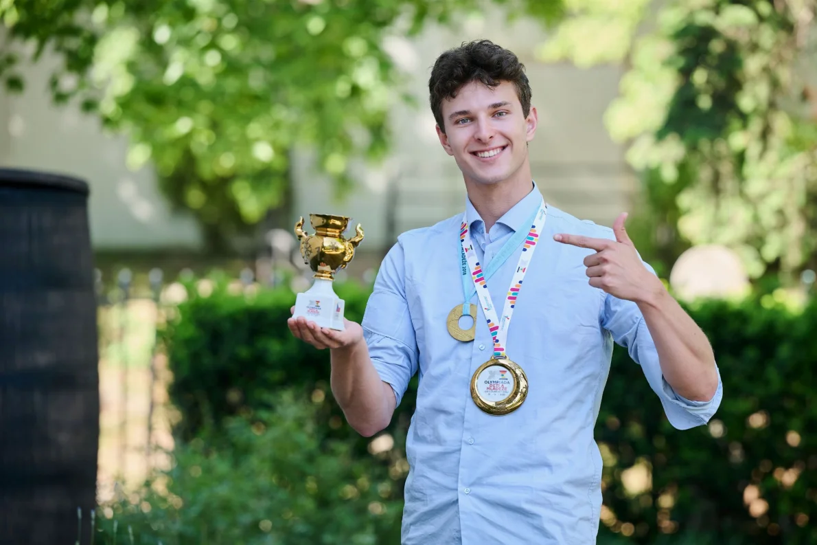 Z úspěšného skikrosaře investiční hvězdou. Student Hrubý vyměnil sjezdovky za svět čísel