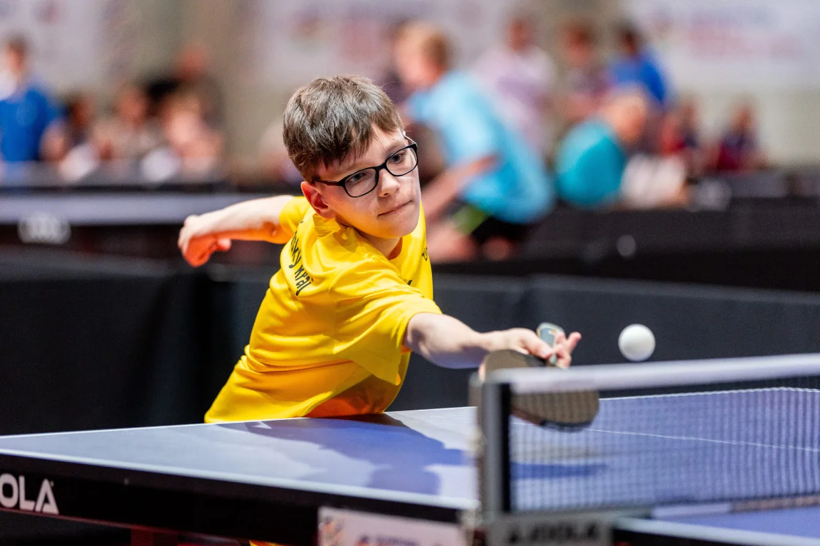 Vyměnil fotbalový míč za pálku na stolní tenis a teď Račák patří k nejlepším mládežníkům na světě