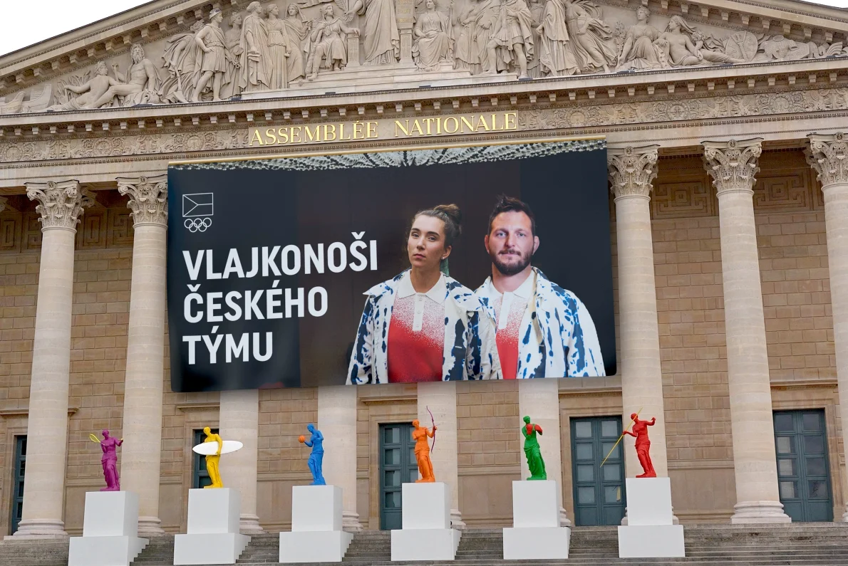 Vlajku při zahájení na Seině ponesou šampioni Marie Horáčková a Lukáš Krpálek