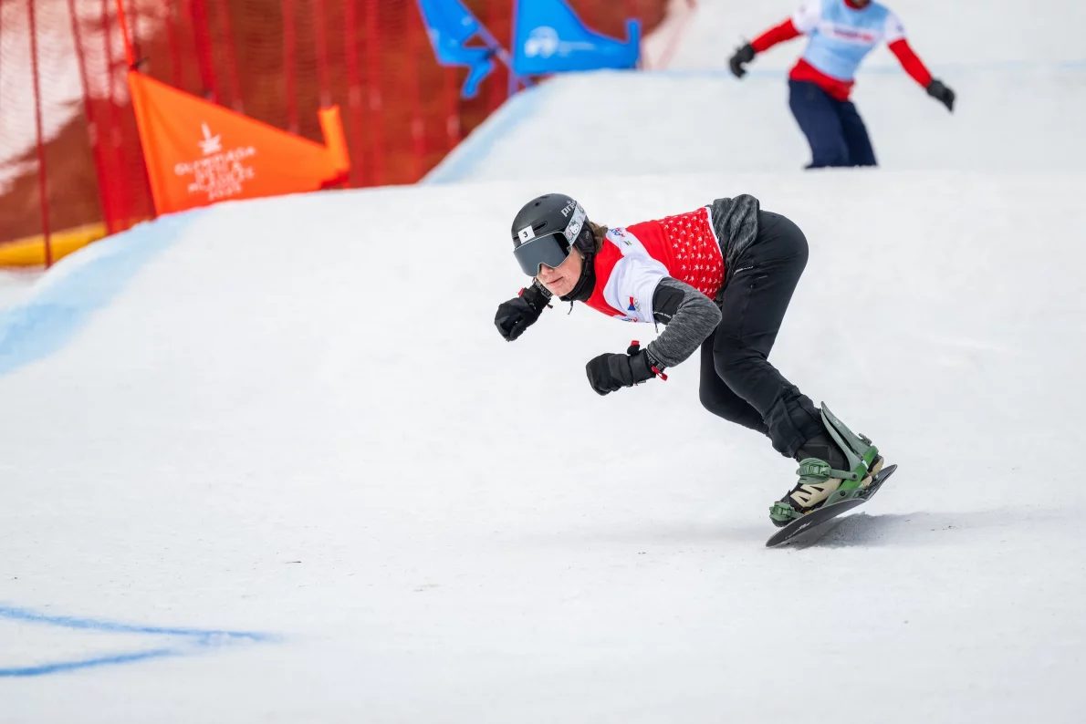 Z Kalifornie do Frýdku! Snowboardista Laboda ovládl skicross na Olympiádě dětí a mládeže